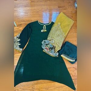 Beautiful Dress for Mehndi! Green dress with Yellow Combinations. Only wore once